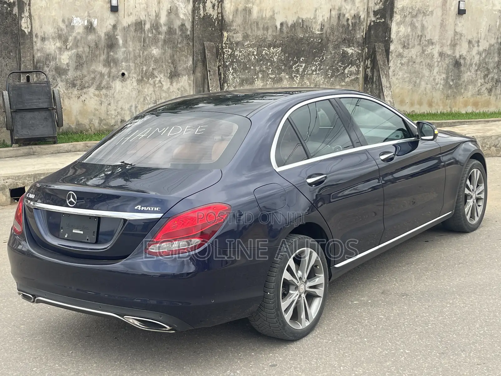 Mercedes-Benz C300 2015 Blue