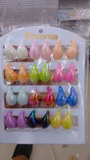 Ladies Zirconia Earrings