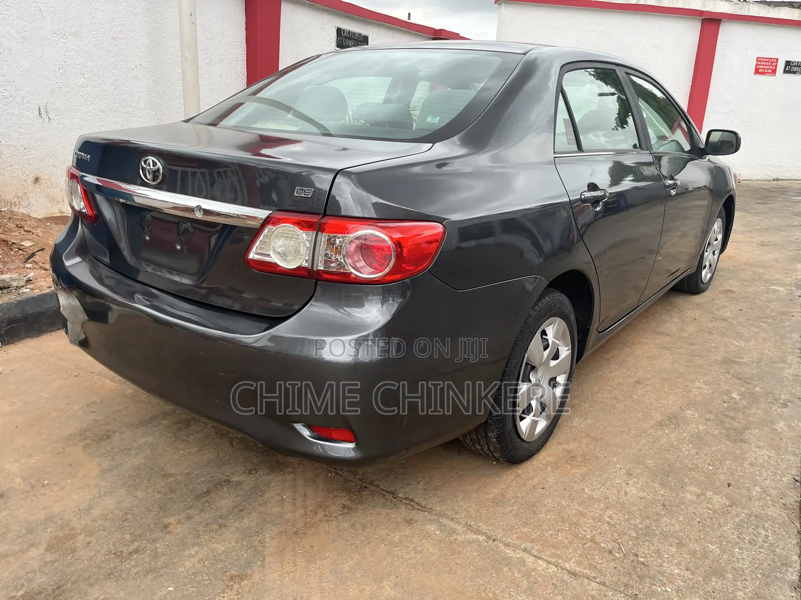 Toyota Corolla LE 4dr Sedan (1.8L 4cyl 4A) 2013 Gray
