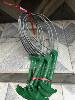 Livestock Restrainers(Hog Catchers,Pig Catcher)