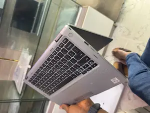 Laptop Dell Latitude 5310 16GB Intel Core i7 SSD 256GB