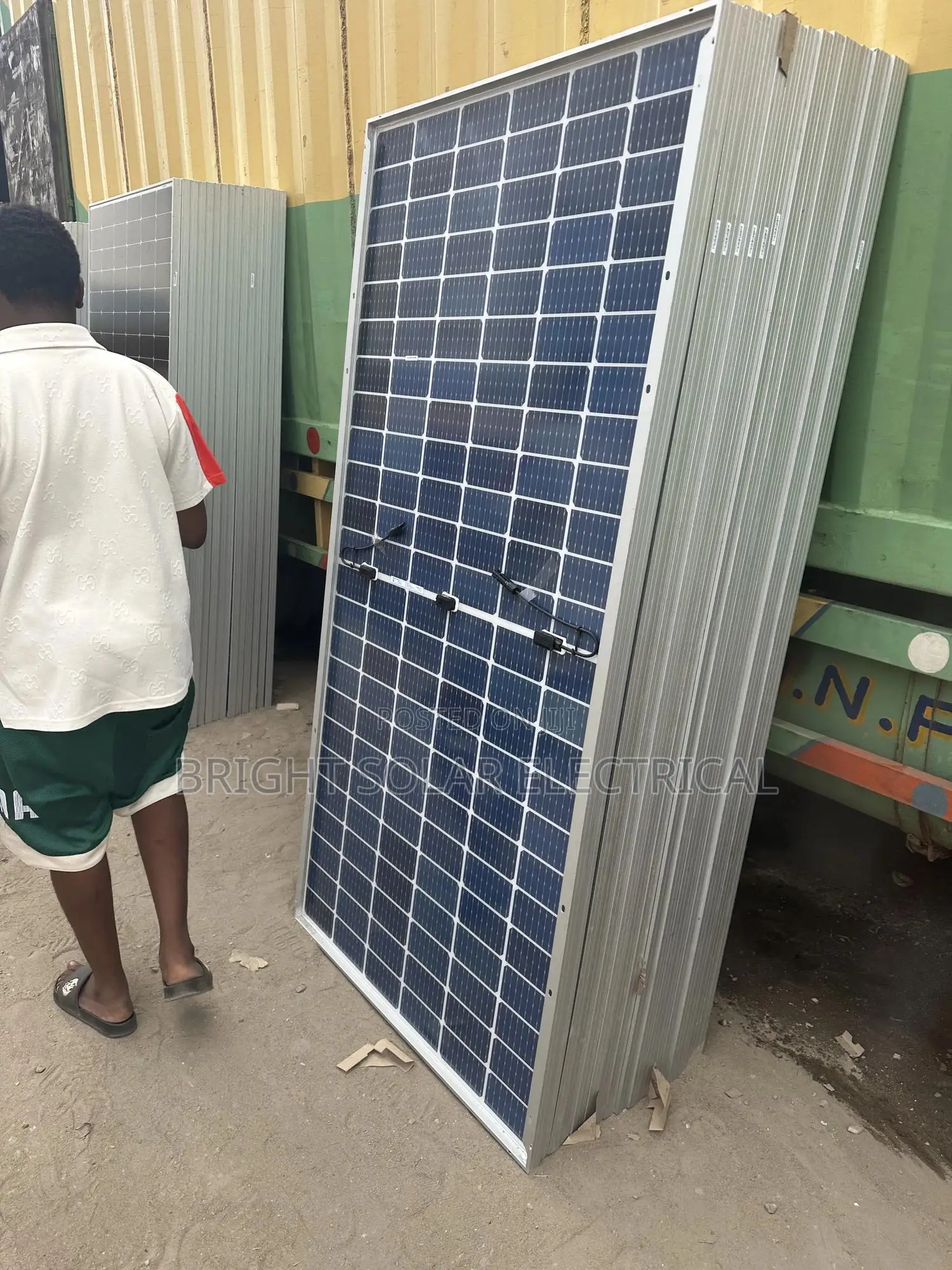 Quality Solar Panels Available in Massive Quantities