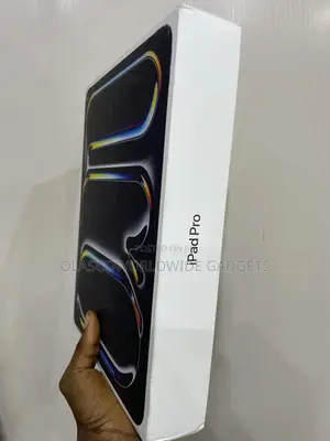 New Apple iPad Pro 13 (2025) 256 GB Gray
