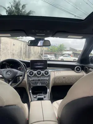 Mercedes-Benz C300 2015 Blue