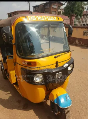 Bajaj RE 2022 Yellow