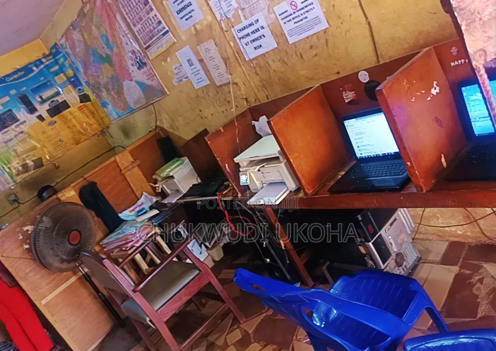 Cyber Cafe Manager/Partner
