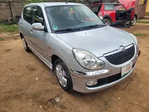 Daihatsu Sirion 2005 Silver
