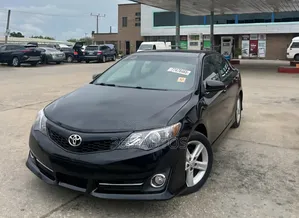 Toyota Camry SE 4dr Sedan (2.5L 4cyl 6A) 2013 Black