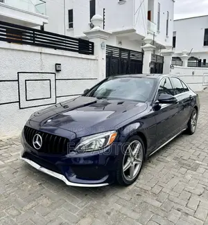 Mercedes-Benz C300 Base 4Matic Sedan AWD (2.0L 4cyl 7A) 2017 Blue