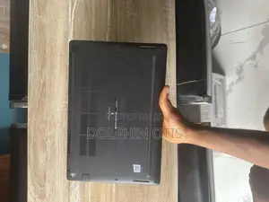 Laptop Dell Latitude 5300 8GB Intel Core i7 SSD 256GB