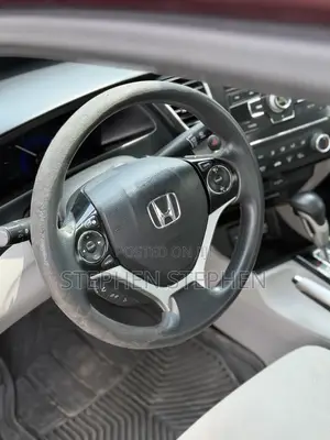 Honda Civic 2013 Red