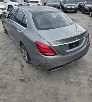 Mercedes-Benz C400 4Matic AWD Sedan (3.0L V6 7A) 2015 Gray
