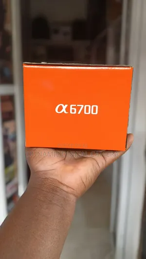 Sony a 6700