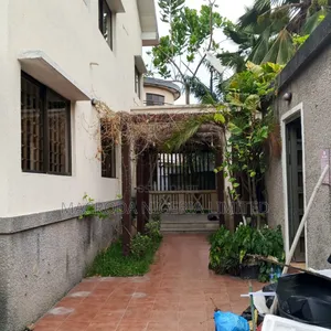 7bdrm Duplex in Ikeja GRA for rent