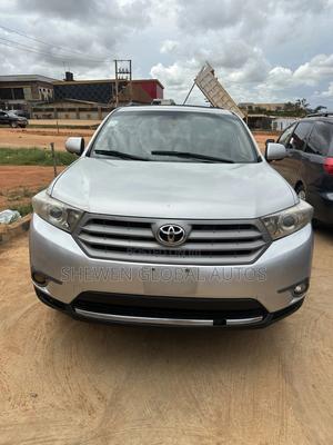 Toyota Highlander Limited 2011 Silver