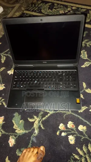 Laptop Dell Latitude E5550 16GB Intel Core 7 HDD 256GB
