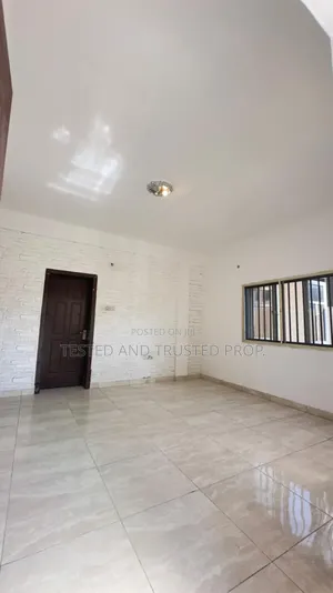 Mini Flat in Osapa London for rent