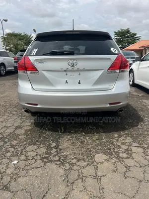 Toyota Venza V6 2011 Silver