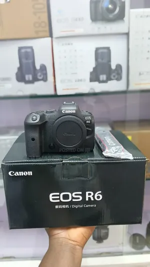 Canon Eos R6 Camera