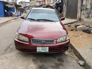 Toyota Camry CE 4dr Sedan (2.2L 4cyl 5M) 2001 Red