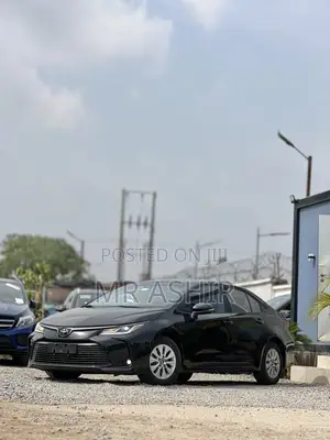 Toyota Corolla 2022 Black