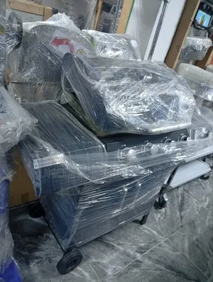 4 Burners Barbecue Gas