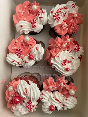 Cupcakes on Whipped Cream Frosting
