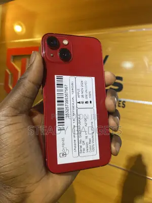 Apple iPhone 13 128 GB Red