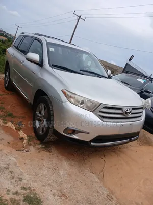 Toyota Highlander 2011 Silver