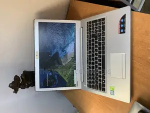 Laptop Lenovo IdeaPad 520 12GB Intel Core i5 HDD 1T