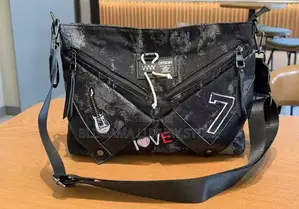 Quality Men Crossbody Bag – Stylish, Durable Trendy Design