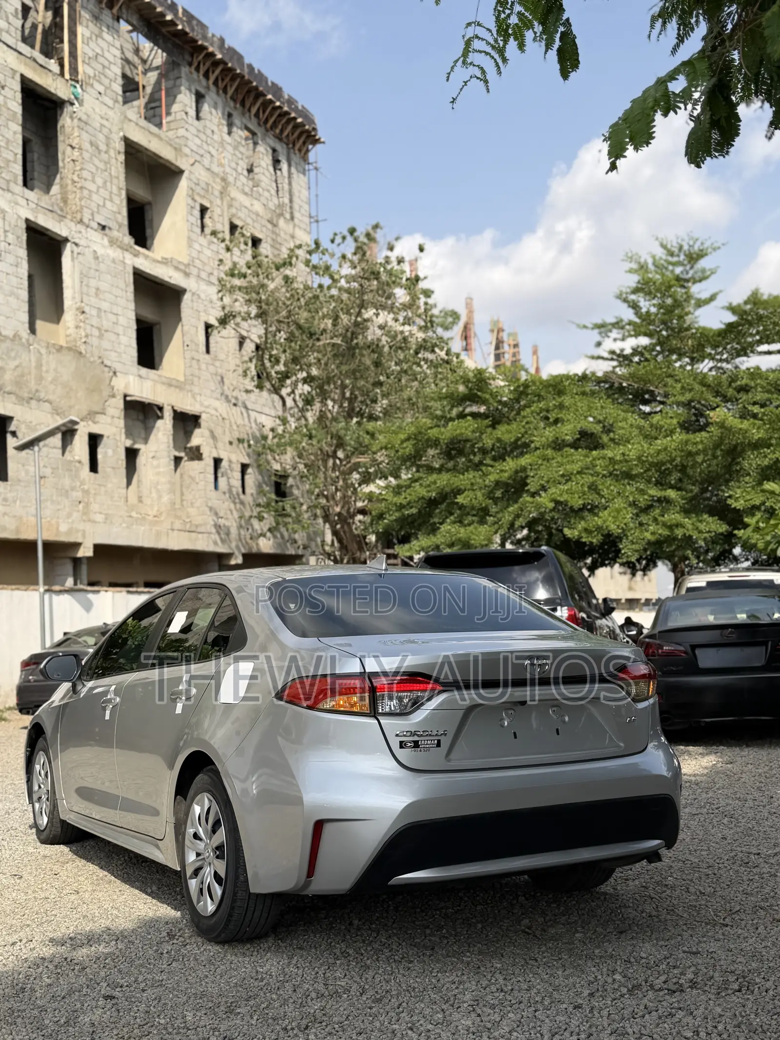 Toyota Corolla LE 2020 Silver