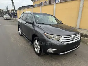 Toyota Highlander 2012 Black