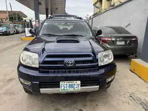 Toyota 4-Runner 2005 Blue