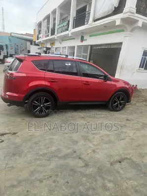 Toyota RAV4 2018 Red
