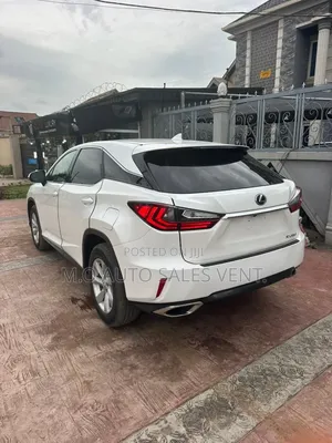 Lexus RX 350 FWD 2018 White