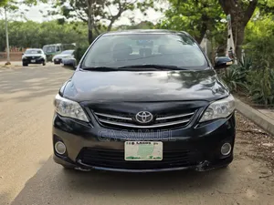 Toyota Corolla LE 4dr Sedan (1.8L 4cyl 4A) 2010 Black