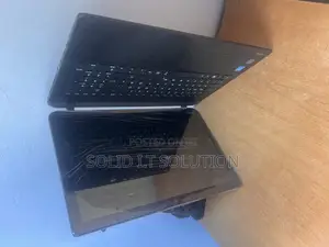 Laptop Toshiba Satellite C50T 4GB Intel HDD 32GB