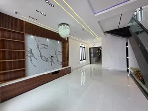 5bdrm Duplex in Ikate for sale