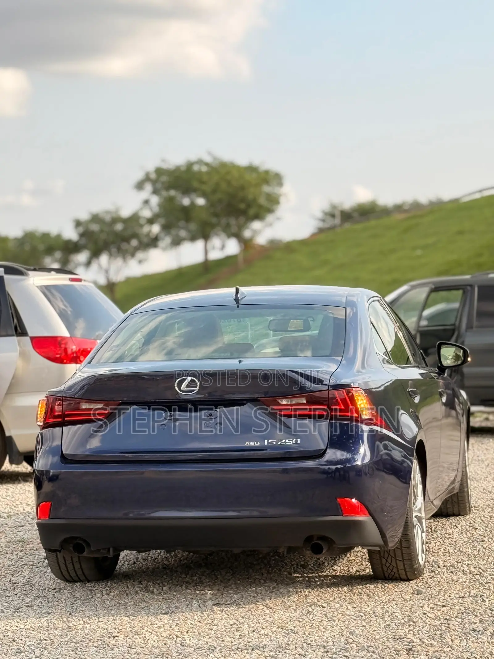Lexus IS 2014 Blue