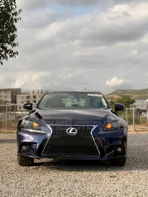 Lexus IS 2014 Blue