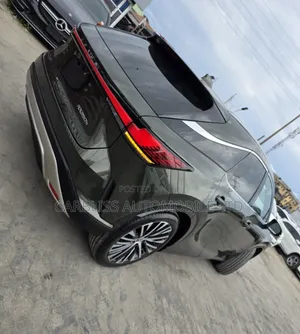 Lexus RX 350h Premium AWD 2025 Green