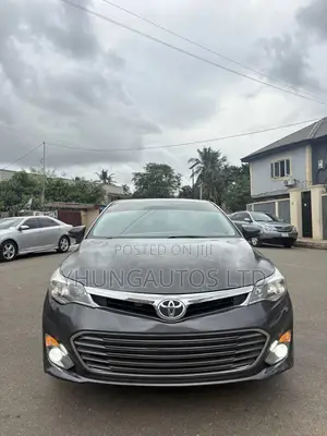 Toyota Avalon Limited 4dr Sedan (3.5L 6cyl 6A) 2014 Gray