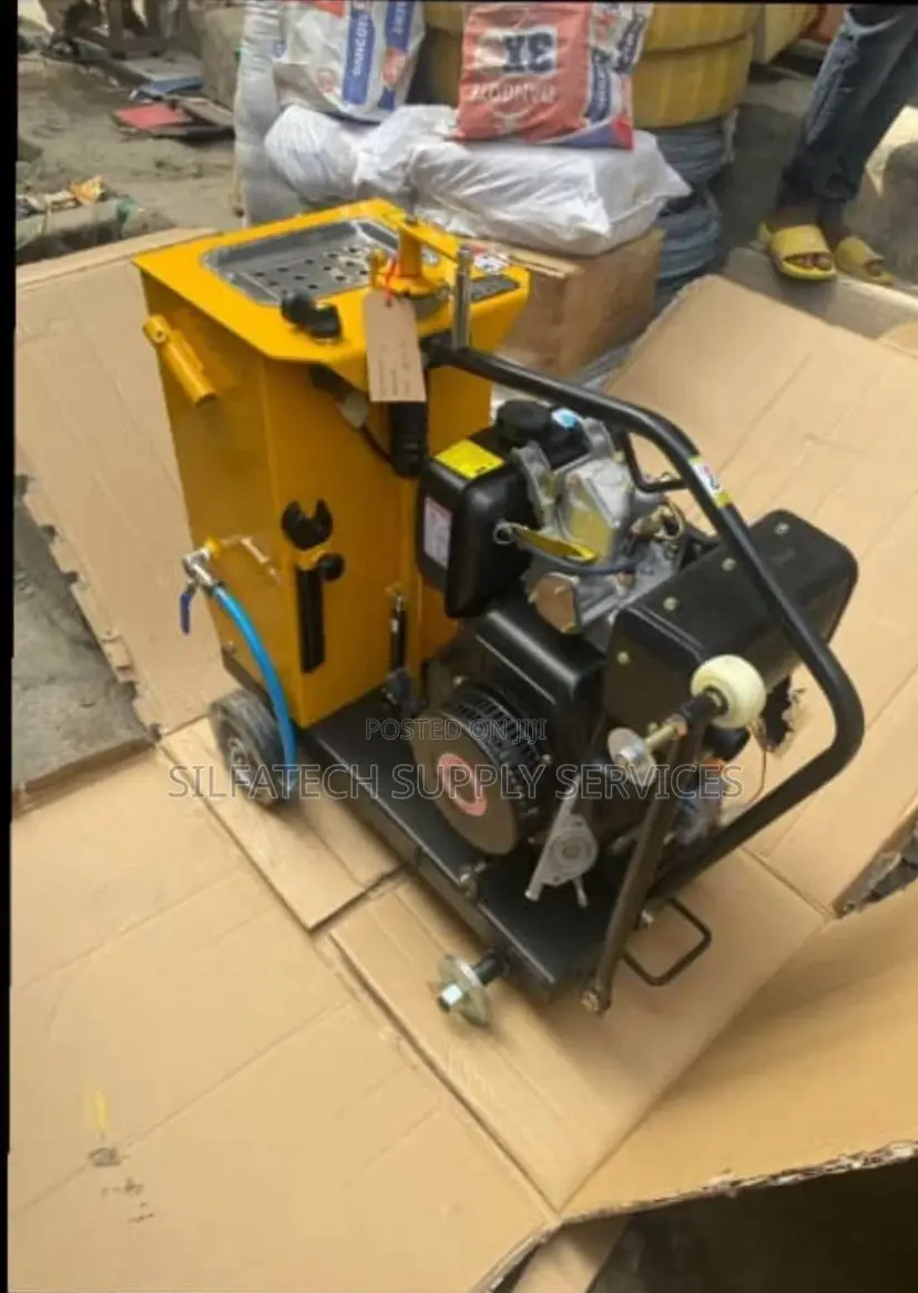 Sand Blasting Machine