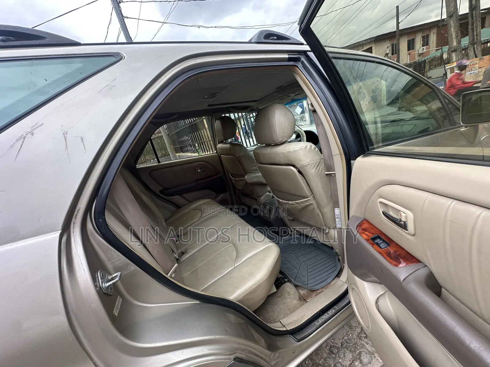 Lexus RX 2001 Gold