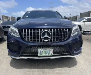 Mercedes-Benz GLE-Class 2016 Blue
