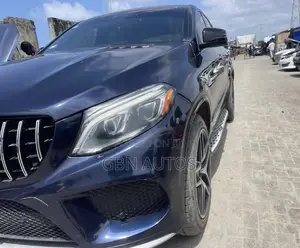 Mercedes-Benz GLE-Class 2016 Blue