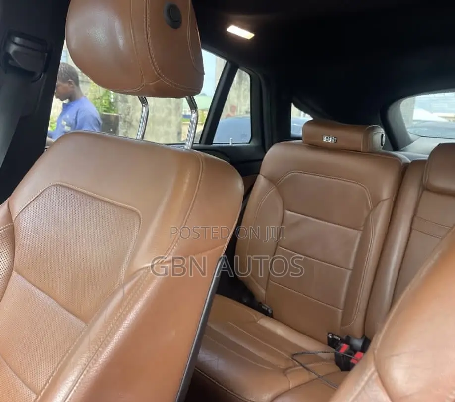 Mercedes-Benz GLE-Class 2016 Blue