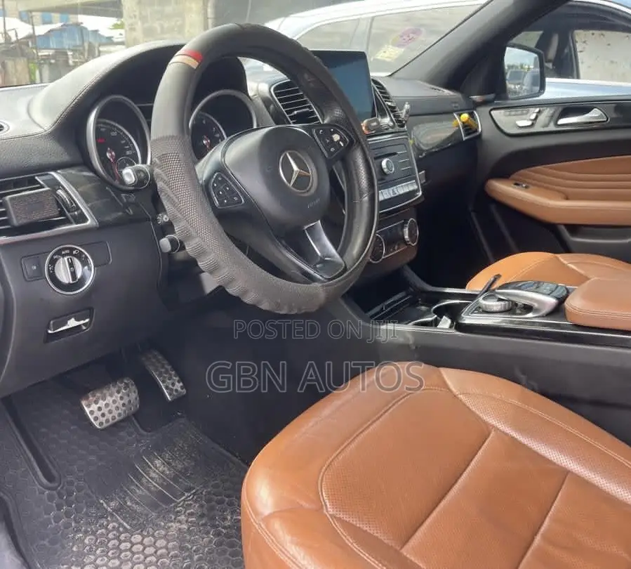 Mercedes-Benz GLE-Class 2016 Blue