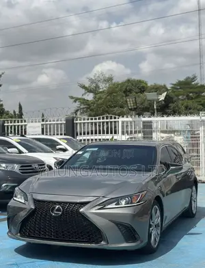 Lexus ES 350 F Sport FWD 2019 Gold